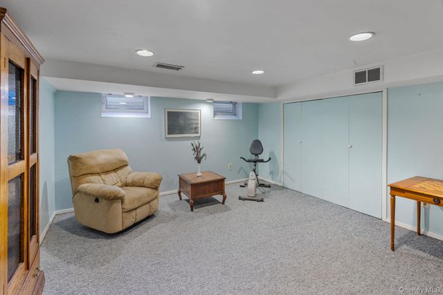 37 Grist Mill Lane, Halesite, NY 11743