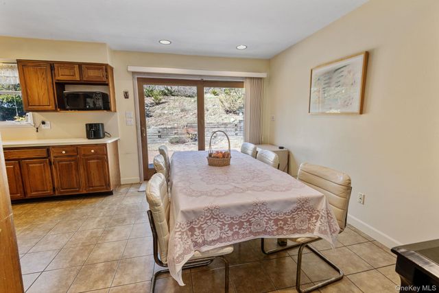 37 Grist Mill Lane, Halesite, NY 11743