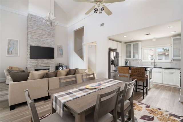 1464 Saint Davids Lane, Vero Beach, FL 32967