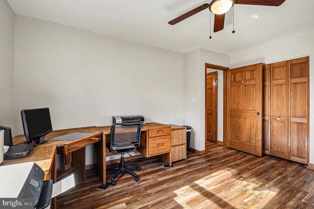 8318 DIAMOND HILL RD, Warrenton, VA 20186