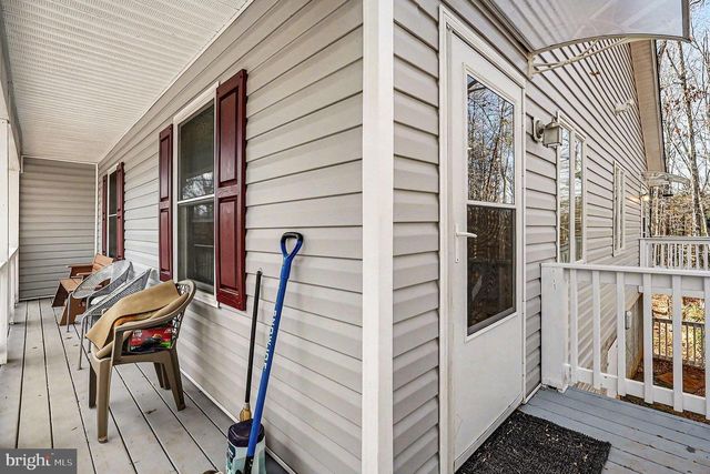 8318 DIAMOND HILL RD, Warrenton, VA 20186