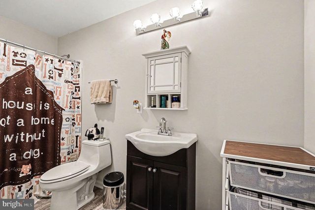 8318 DIAMOND HILL RD, Warrenton, VA 20186