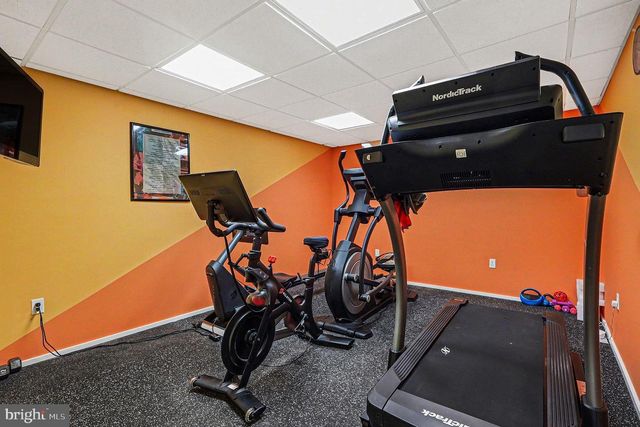 8318 DIAMOND HILL RD, Warrenton, VA 20186