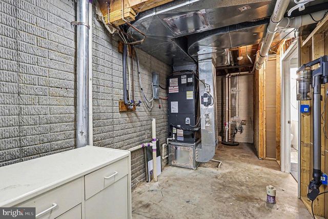 8318 DIAMOND HILL RD, Warrenton, VA 20186