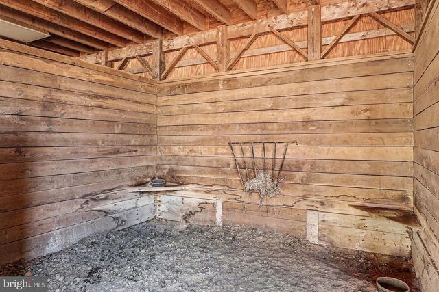 8318 DIAMOND HILL RD, Warrenton, VA 20186