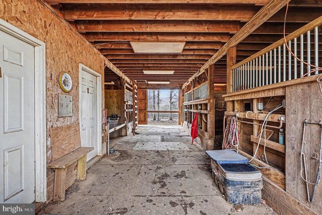 8318 DIAMOND HILL RD, Warrenton, VA 20186