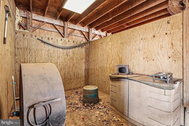 8318 DIAMOND HILL RD, Warrenton, VA 20186