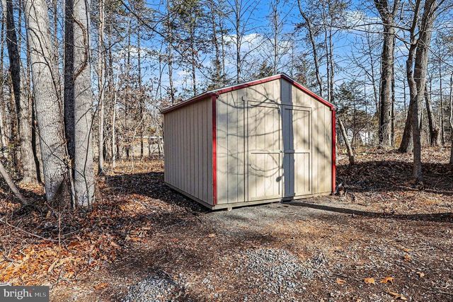 8318 DIAMOND HILL RD, Warrenton, VA 20186