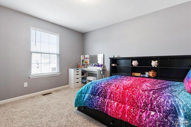228 Burrograss Drive, Wentzville, MO 63385