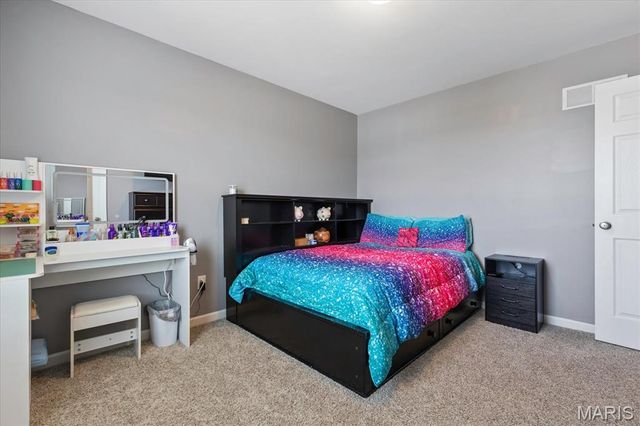 228 Burrograss Drive, Wentzville, MO 63385