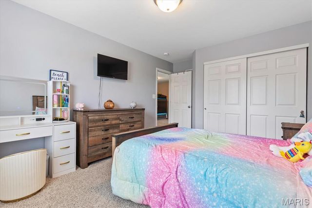 228 Burrograss Drive, Wentzville, MO 63385