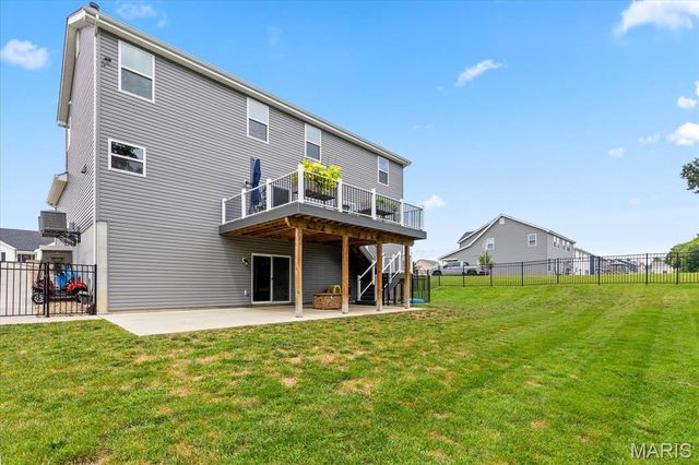228 Burrograss Drive, Wentzville, MO 63385