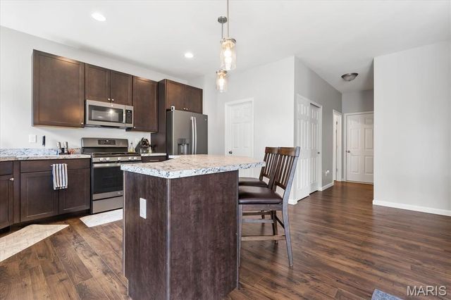 228 Burrograss Drive, Wentzville, MO 63385