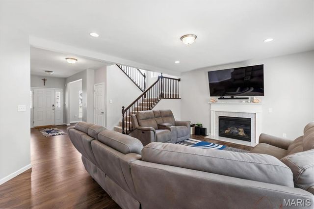 228 Burrograss Drive, Wentzville, MO 63385