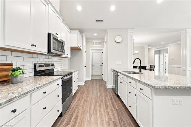 1597 Oakbluffs Drive, Colfax, NC 27235
