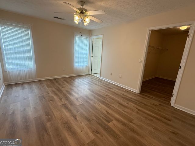721 Jacoby Drive, Loganville, GA 30052