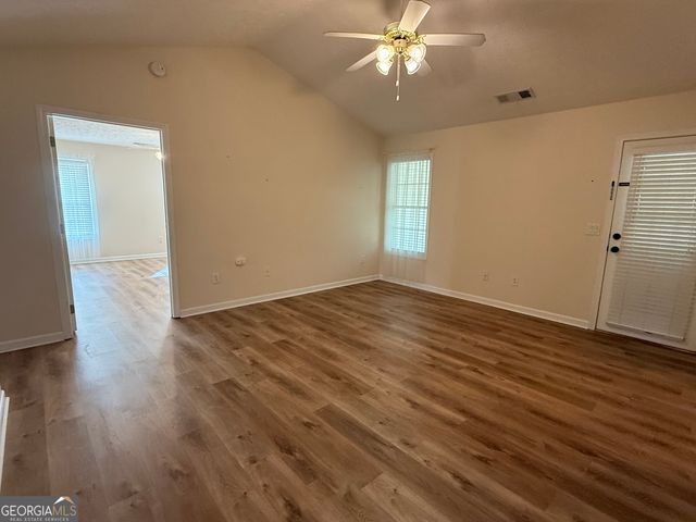 721 Jacoby Drive, Loganville, GA 30052