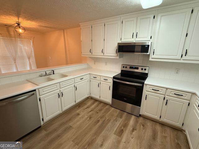 721 Jacoby Drive, Loganville, GA 30052