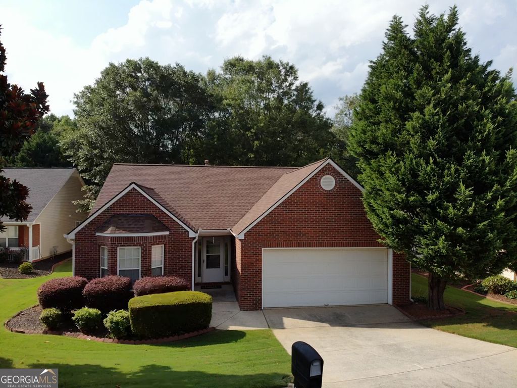 721 Jacoby Drive, Loganville, GA 30052