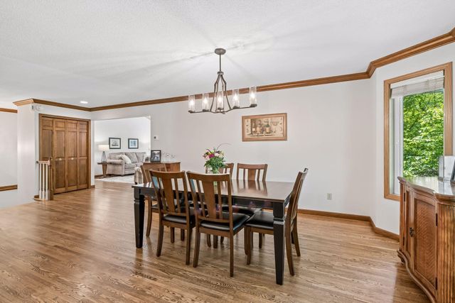6117 Habitat Court S, Edina, MN 55436
