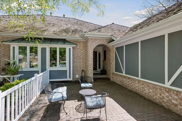 6117 Habitat Court S, Edina, MN 55436