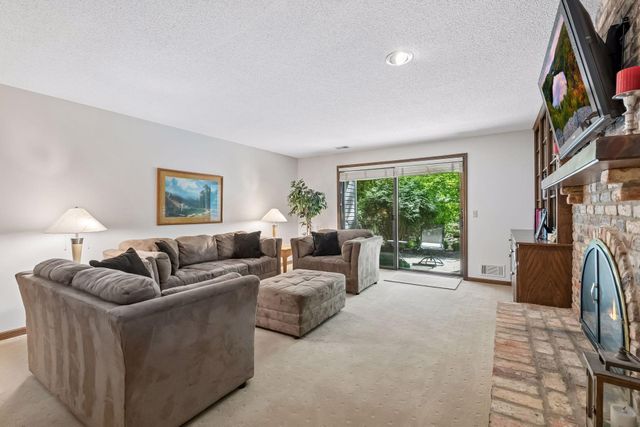 6117 Habitat Court S, Edina, MN 55436