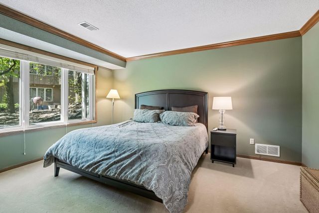 6117 Habitat Court S, Edina, MN 55436