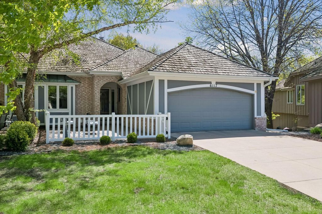 6117 Habitat Court S, Edina, MN 55436