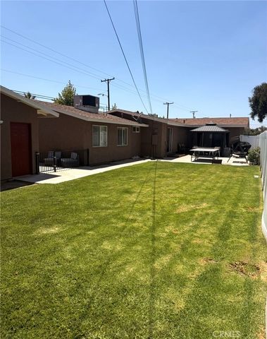 1060 E Lynwood, San Bernardino, CA 92404