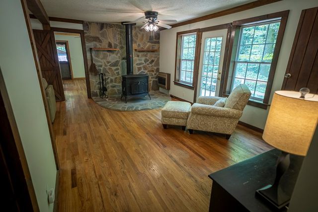4700 W Buffalo Road, Robbinsville, NC 28771
