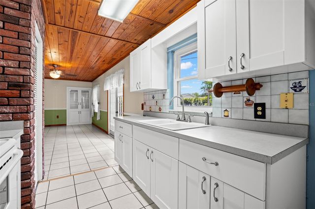 1205 BRANDA VISTA DRIVE, Brandon, FL 33510