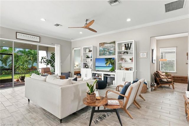 3364 Pilot CIR, Naples, FL 34120