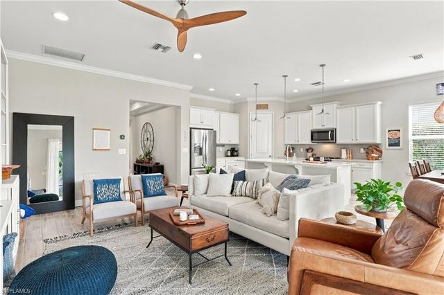 3364 Pilot CIR, Naples, FL 34120