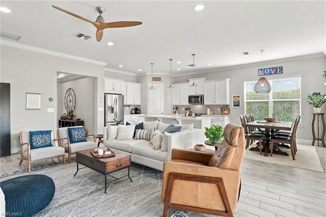 3364 Pilot CIR, Naples, FL 34120