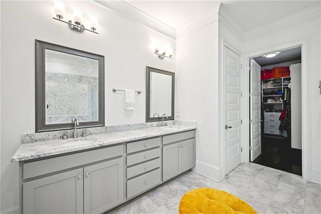 1108 Briar Cove Circle, Atlanta, GA 30329