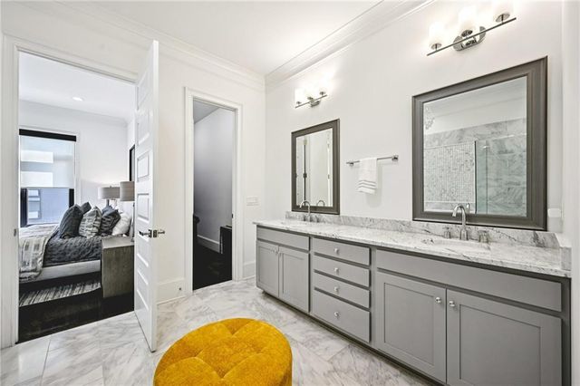 1108 Briar Cove Circle, Atlanta, GA 30329