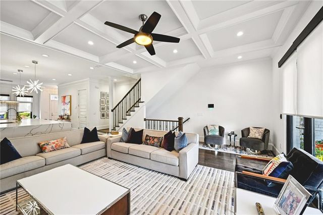 1108 Briar Cove Circle, Atlanta, GA 30329