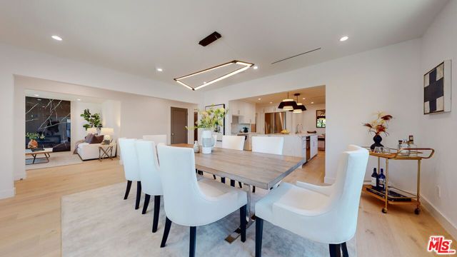 1824 Stearns Drive, Los Angeles, CA 90035