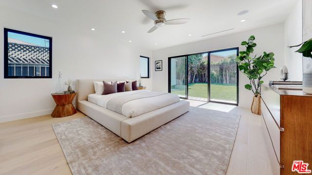 1824 Stearns Drive, Los Angeles, CA 90035