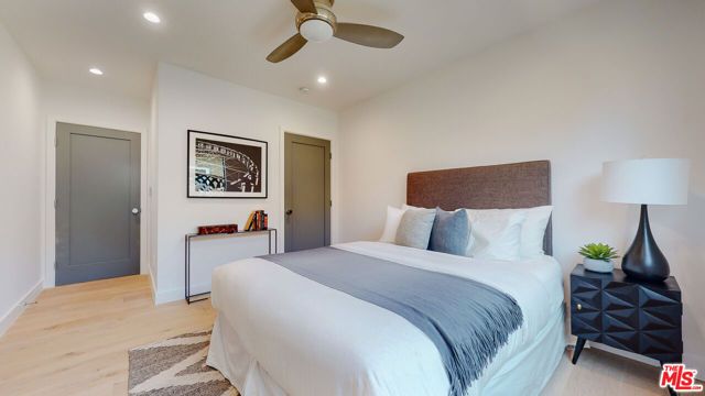 1824 Stearns Drive, Los Angeles, CA 90035