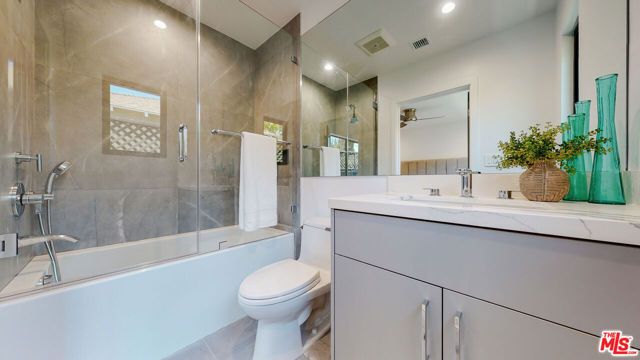 1824 Stearns Drive, Los Angeles, CA 90035