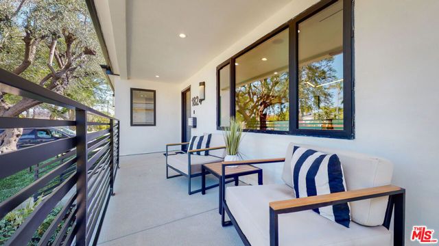 1824 Stearns Drive, Los Angeles, CA 90035
