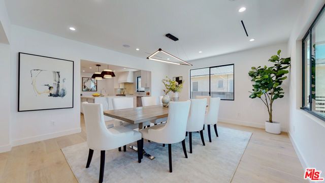 1824 Stearns Drive, Los Angeles, CA 90035