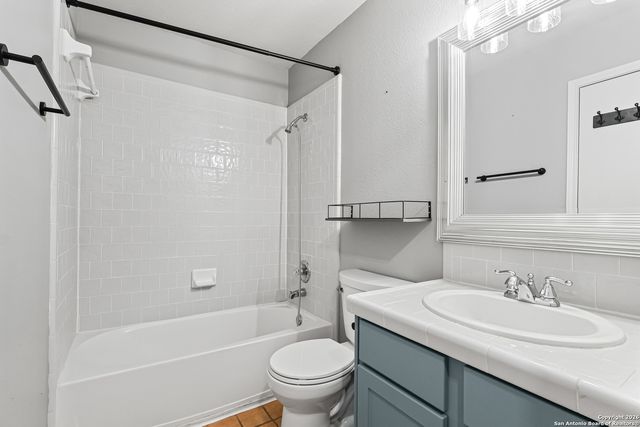 162 CANYON VW, Spring Branch, TX 78070