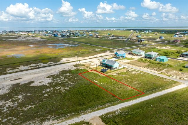 58 Bayview, Rockport, TX 78382