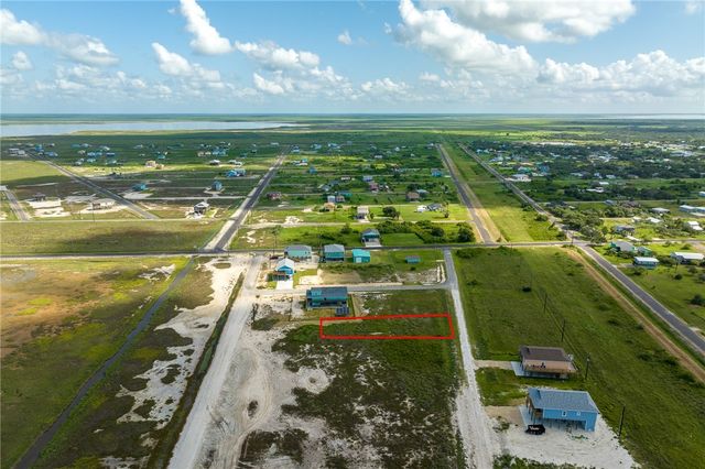 58 Bayview, Rockport, TX 78382
