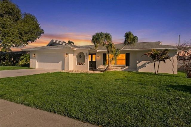 13923 BREWSTER DRIVE, Largo, FL 33774