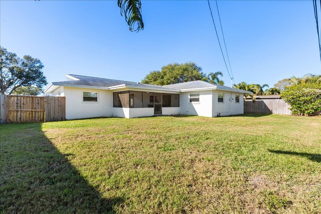13923 BREWSTER DRIVE, Largo, FL 33774