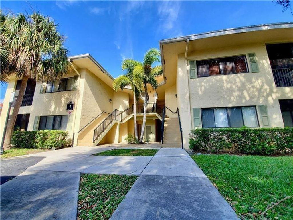 2445 SW 18th Terrace 413, Fort Lauderdale, FL 33315