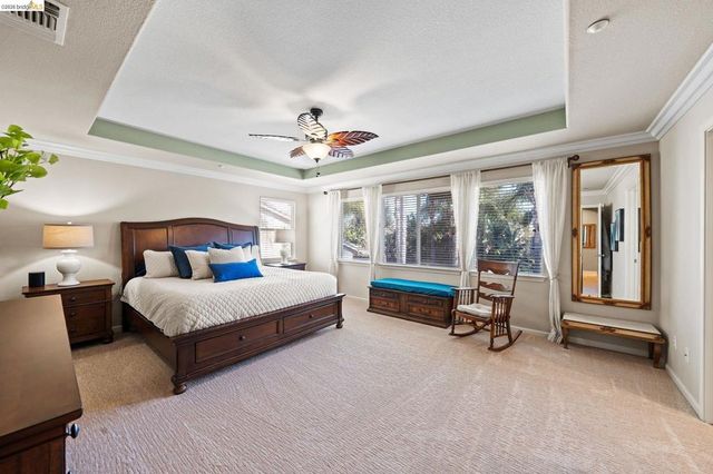 1320 Sand Drift Dr, Brentwood, CA 94513